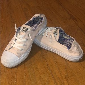 Converse: light pink with flowers